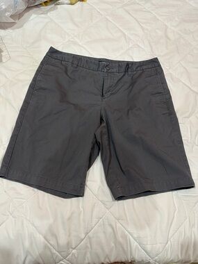 NWOT Lands' End Men's Charcoal Flat-Front Chino Shorts size 12